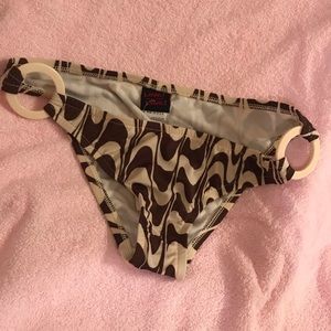 Surf Love M triple sec - brown - ring bottom NEW